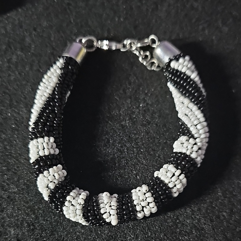 Sassy Jones Monochrome Beaded Bracelet